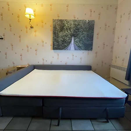 Familial 4 Personnes 1 Bebe * Arette